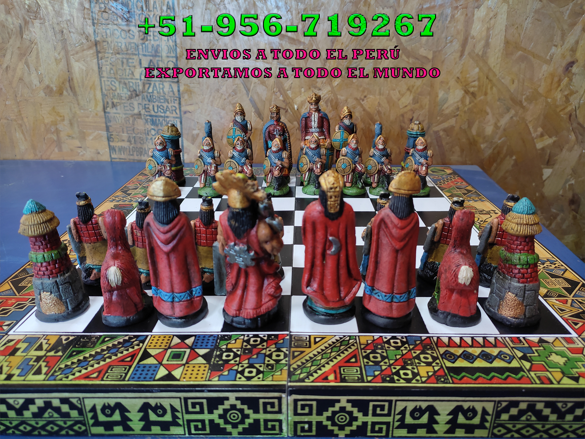 CAJA O TABLERO DE AJEDREZ 40X40 INCAS VS ESPAÑOLES CON FICHAS DE MADERA