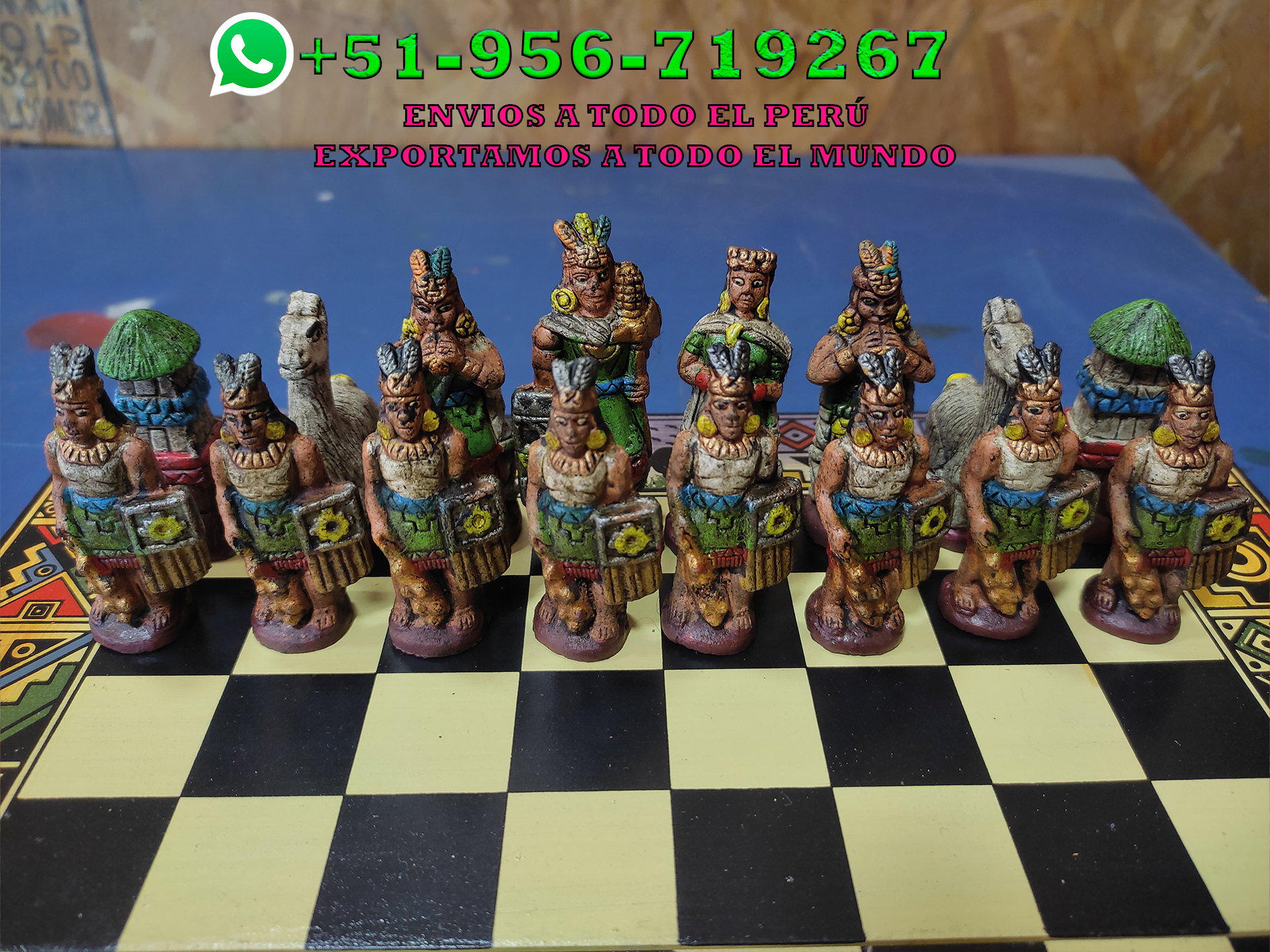 CAJA O TABLERO DE AJEDREZ 26X26 INCAS VS ESPAÑOLES CON FICHAS DE MADERA
