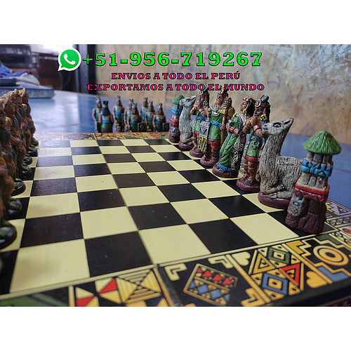 CAJA O TABLERO DE AJEDREZ 40X40 INCAS VS ESPAÑOLES CON FICHAS DE MADERA